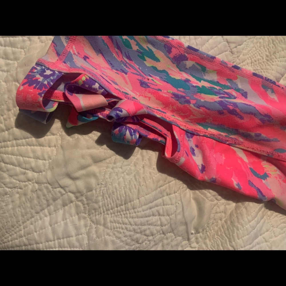 ADORABLE Lilly Pulitzer leggingsβ¦. - Picture 3 of 3